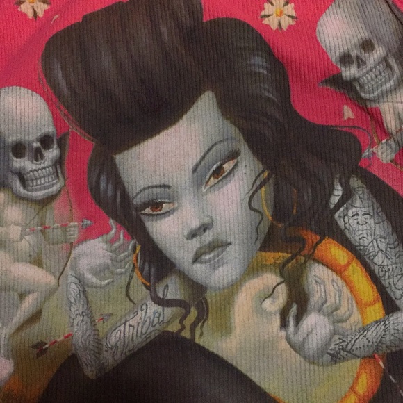 Tribal tattoo tank top sz m - Picture 8 of 8